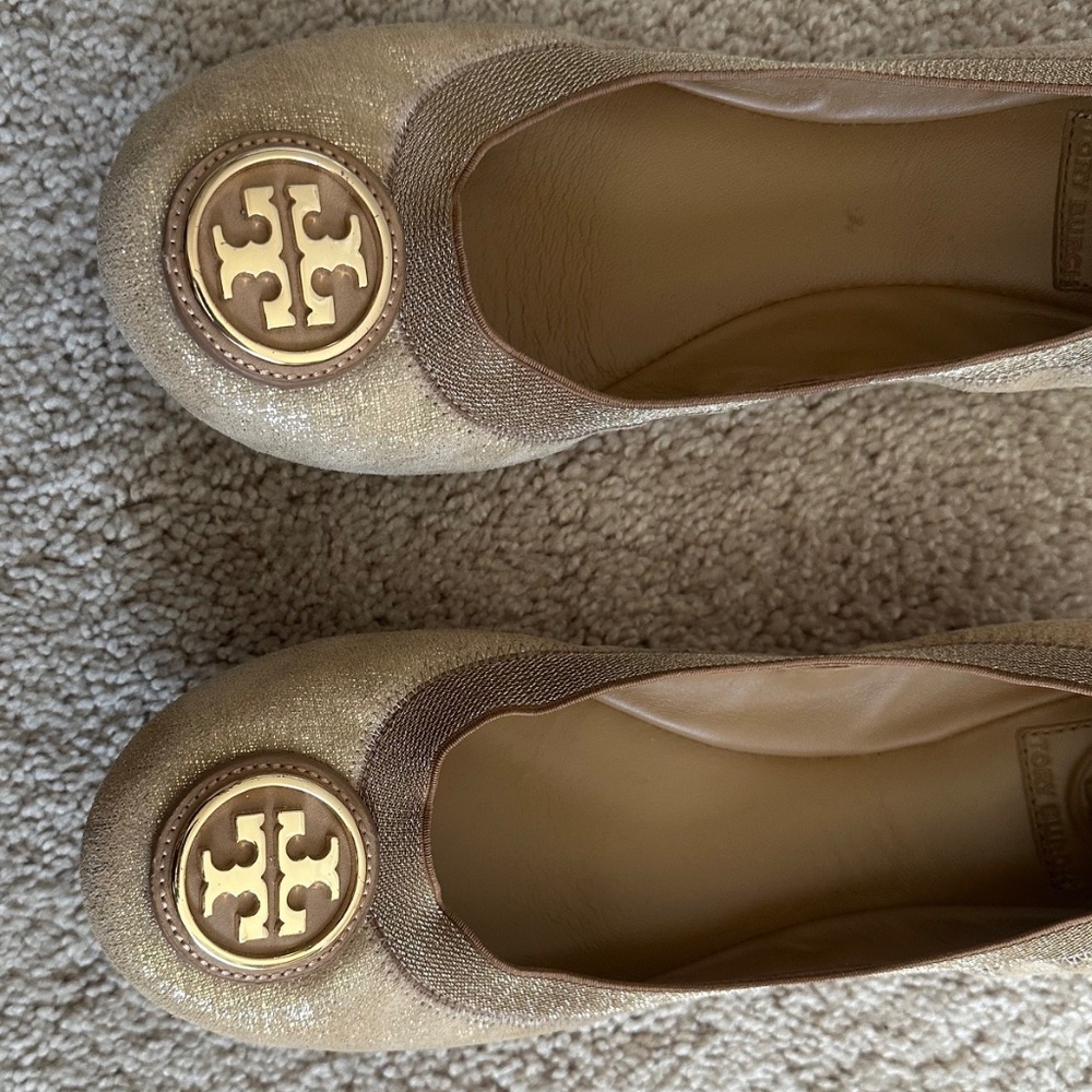 Tory Burch Metallic Gold Elastic Slip On Caroline… - image 7